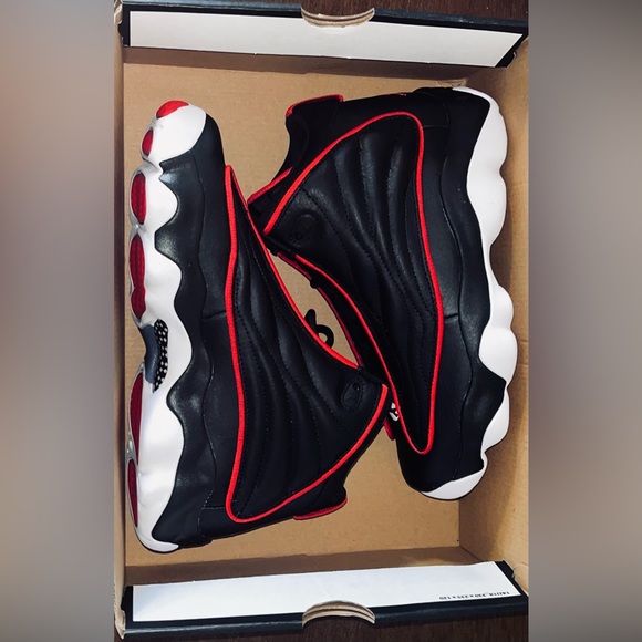 BRAND NEW JORDAN PRO STRONG (GS) - Picture 6 of 7